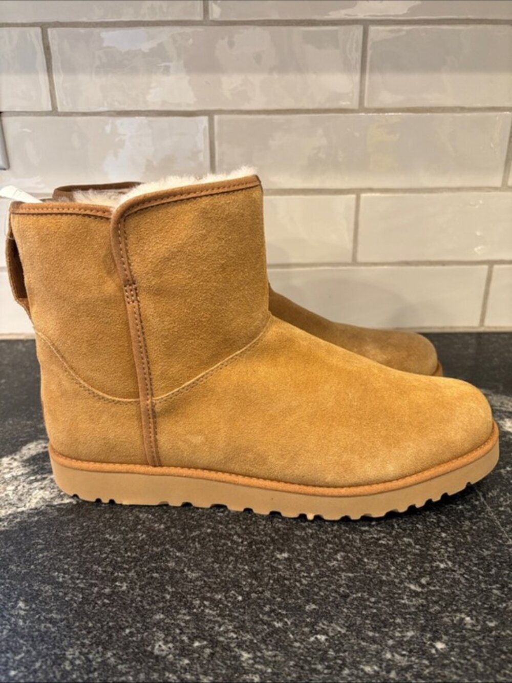 UGG Cory II Boots – Chestnut – Size 11